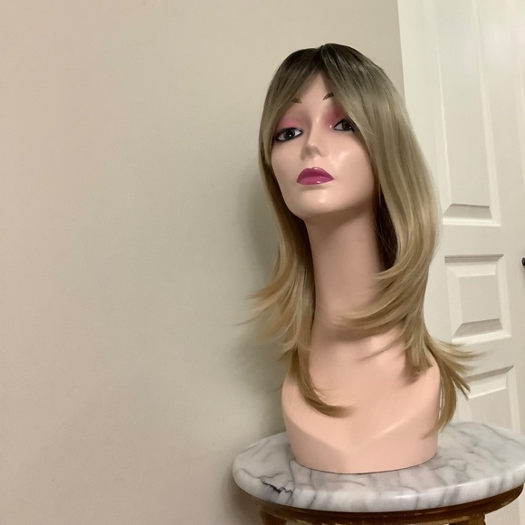 NEW Natural style wig - Picture 7 of 9